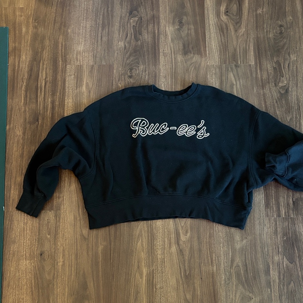 Buc-ee’s sweatshirt